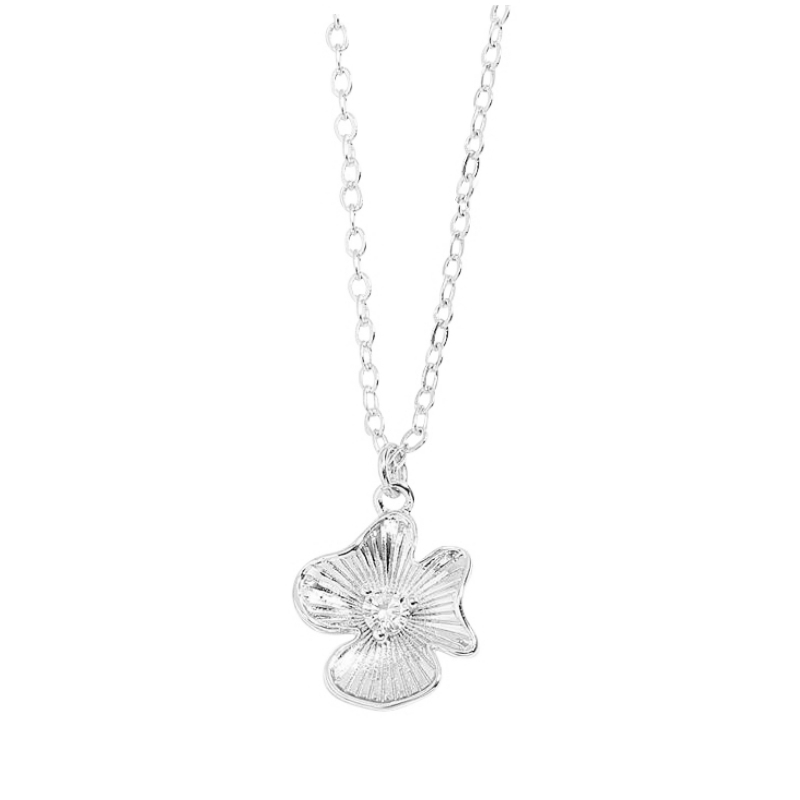 Vintage Flower Necklace